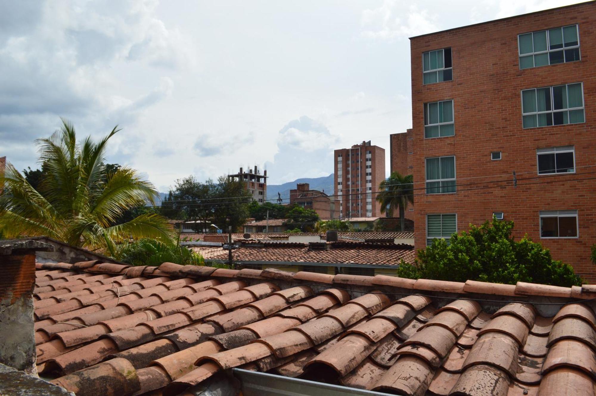 Buntes House-Casa Hotel Laureles-Estadio Medellin Exterior photo