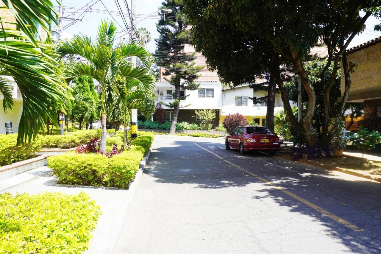 Buntes House-Casa Hotel Laureles-Estadio Medellin Exterior photo